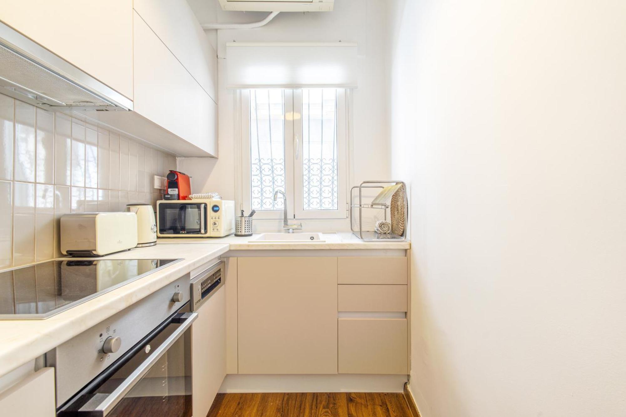 Superb Flat In The Historic Centre Of Apartment Athens